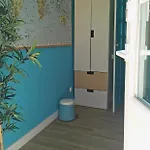 International Surf School & Camp Σάγκρες
